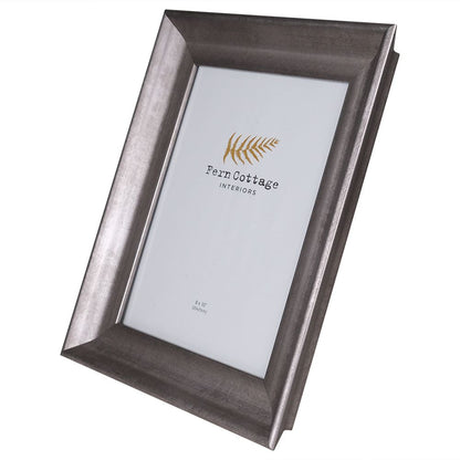 Matte Silver Deep Photo Frame