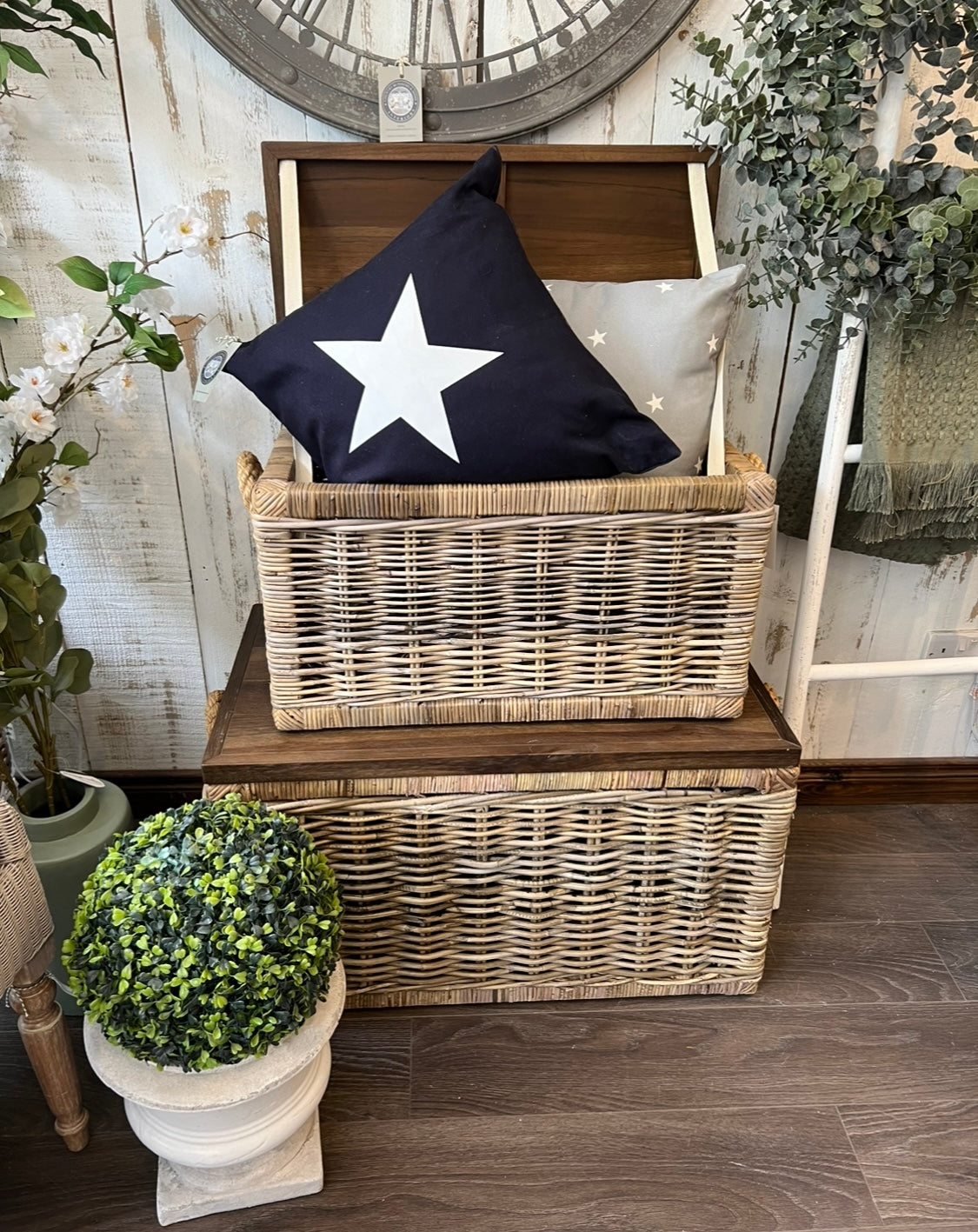 Rattan Storage Trunk with Wooden Top